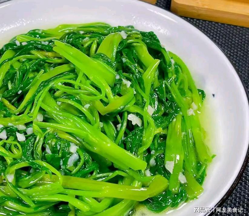 爱游戏体育官方入口-叶酸是苹果的20倍，春天使劲吃，一排毒、二祛湿、三强免疫，好吃